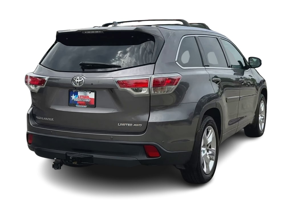 Thumbnail: 2015 Toyota Highlander - 21