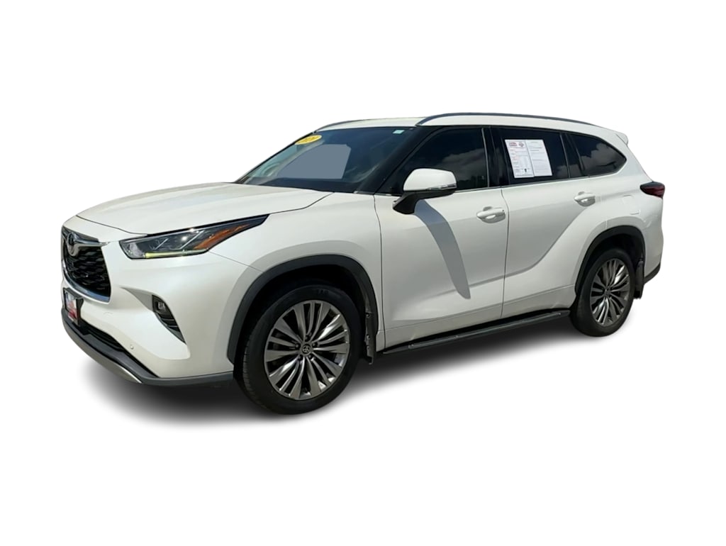 Thumbnail: 2020 Toyota Highlander - 3