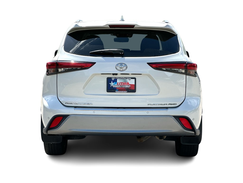 Thumbnail: 2020 Toyota Highlander - 25