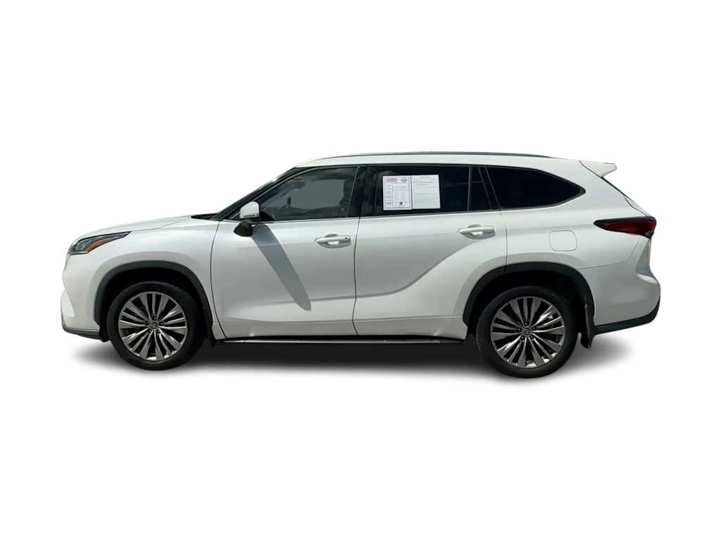 Thumbnail: 2020 Toyota Highlander - 19