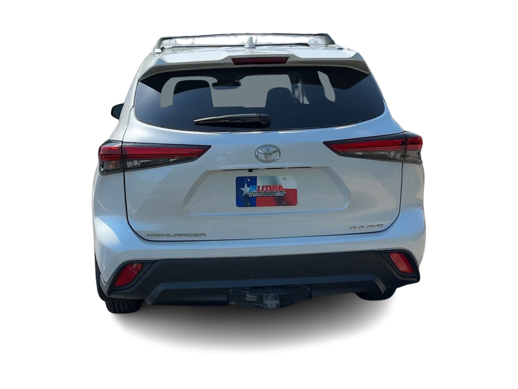 Thumbnail: 2023 Toyota Highlander - 5