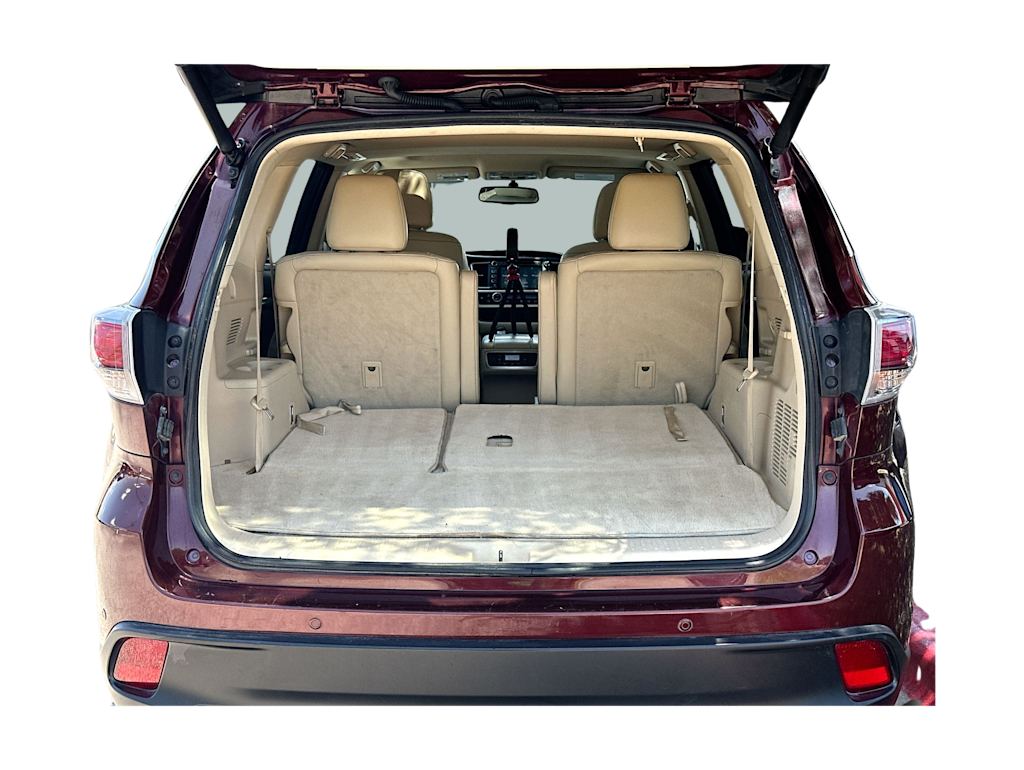 Thumbnail: 2016 Toyota Highlander - 15