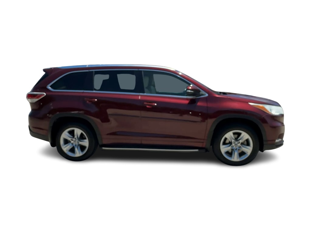 Thumbnail: 2016 Toyota Highlander - 21