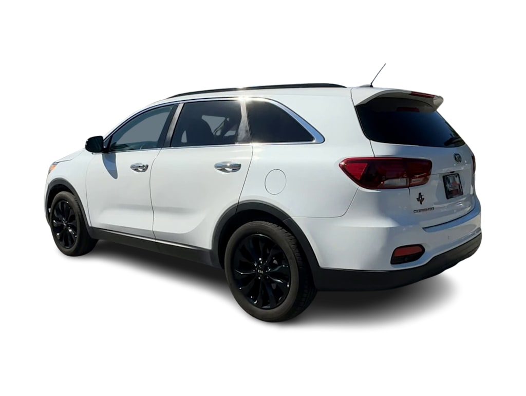 Thumbnail: 2020 Kia Sorento - 4