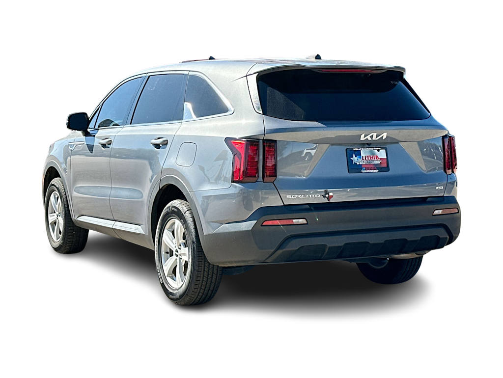 Thumbnail: 2023 Kia Sorento - 24