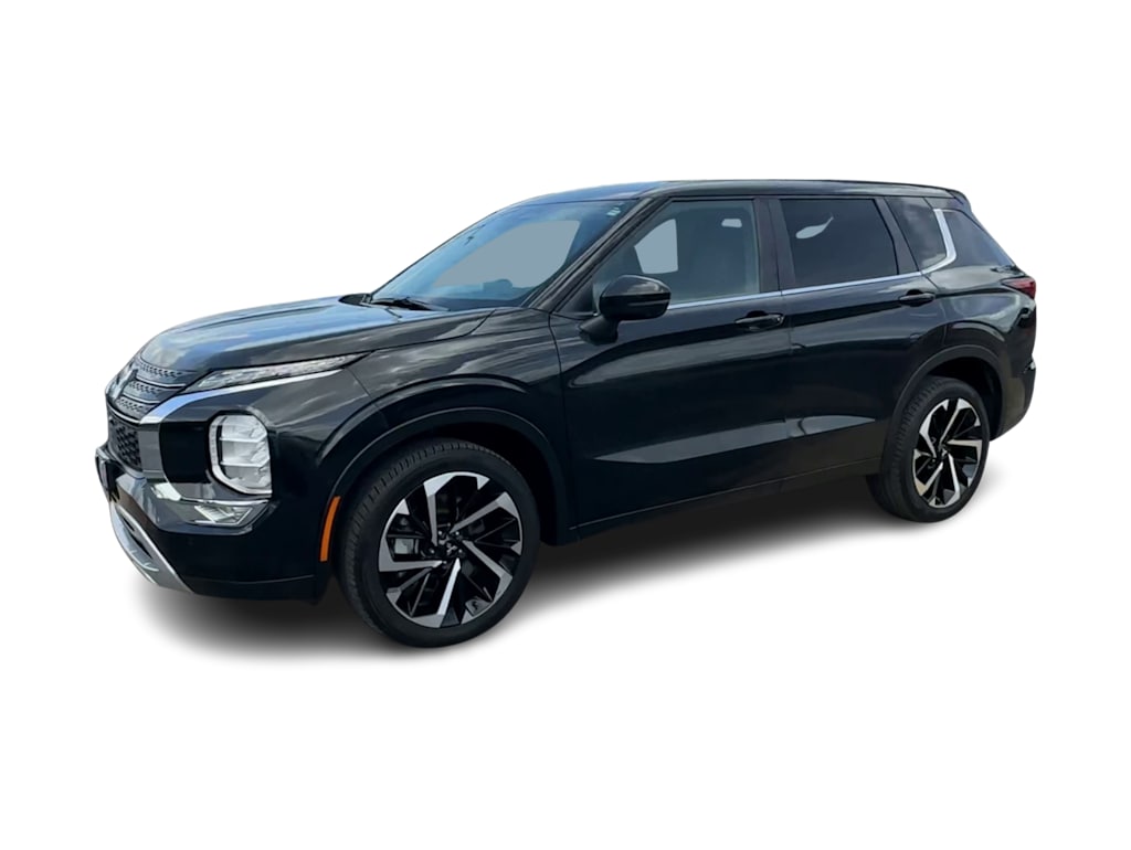 Thumbnail: 2024 Mitsubishi Outlander - 3