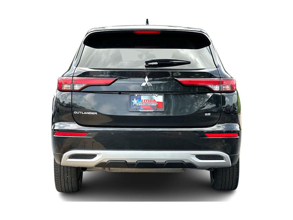 Thumbnail: 2024 Mitsubishi Outlander - 26