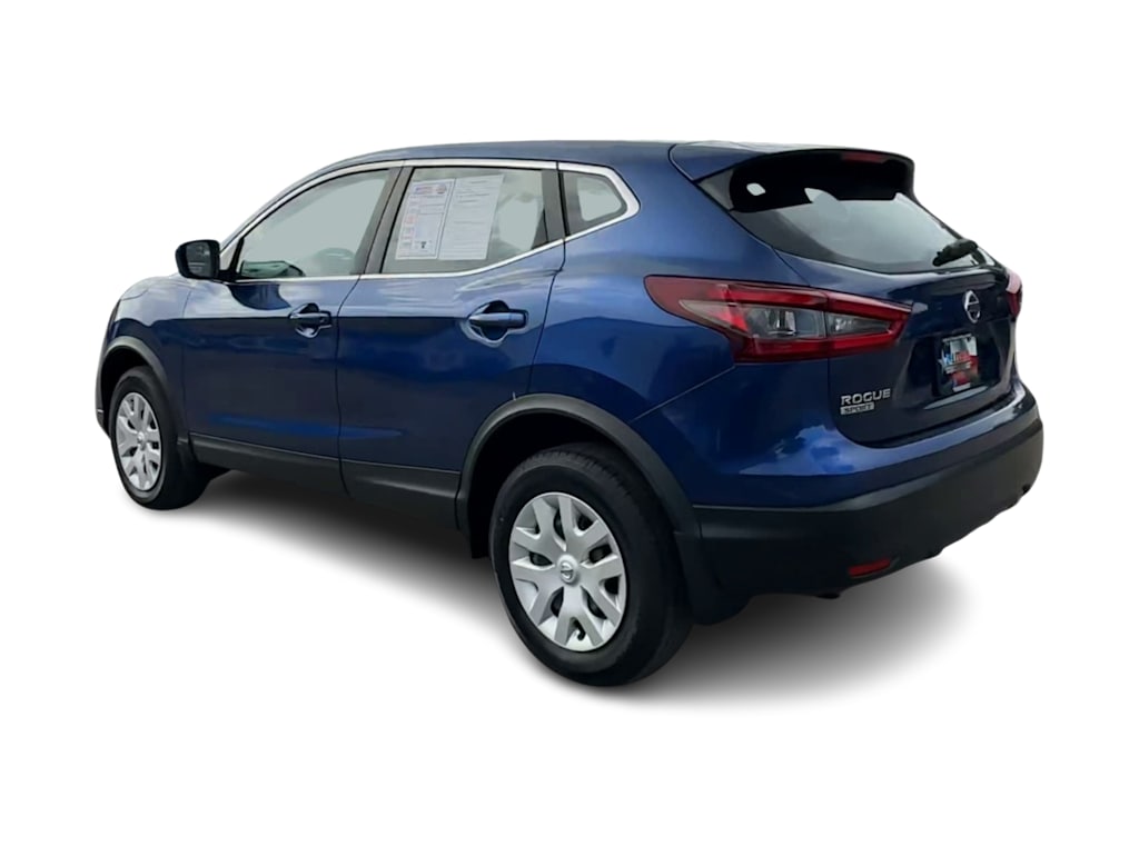 Thumbnail: 2020 Nissan Rogue Sport - 4