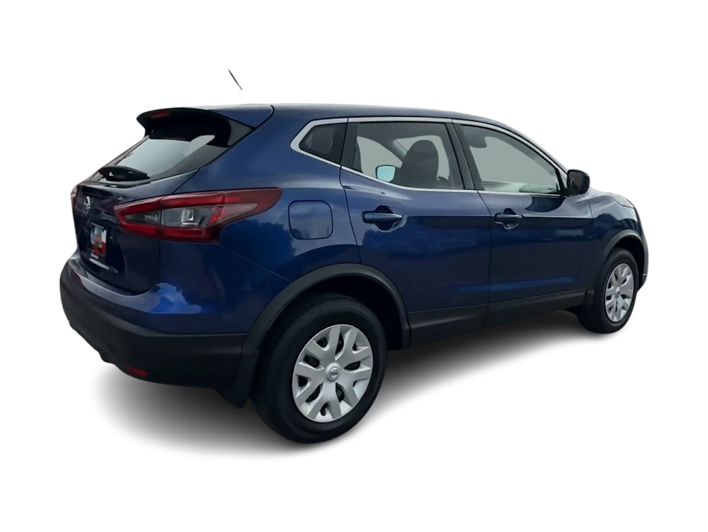 Thumbnail: 2020 Nissan Rogue Sport - 20