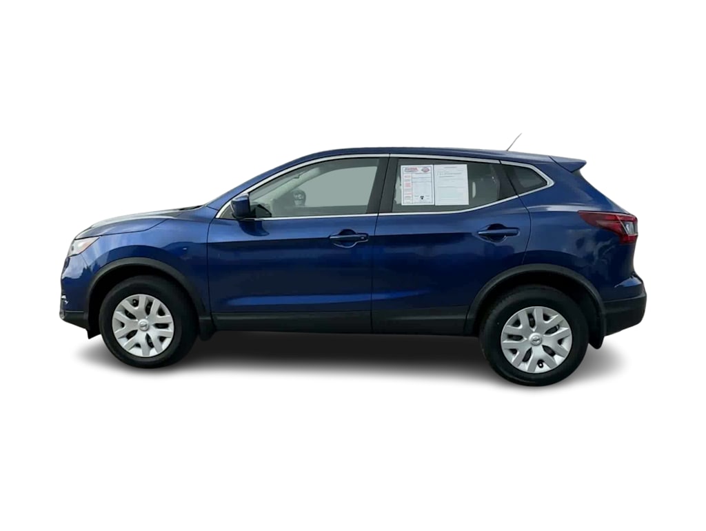 Thumbnail: 2020 Nissan Rogue Sport - 3