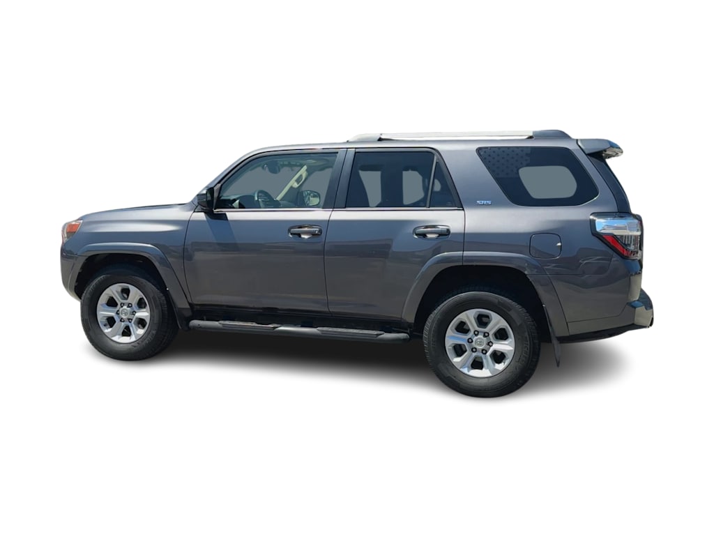 Thumbnail: 2021 Toyota 4Runner - 21