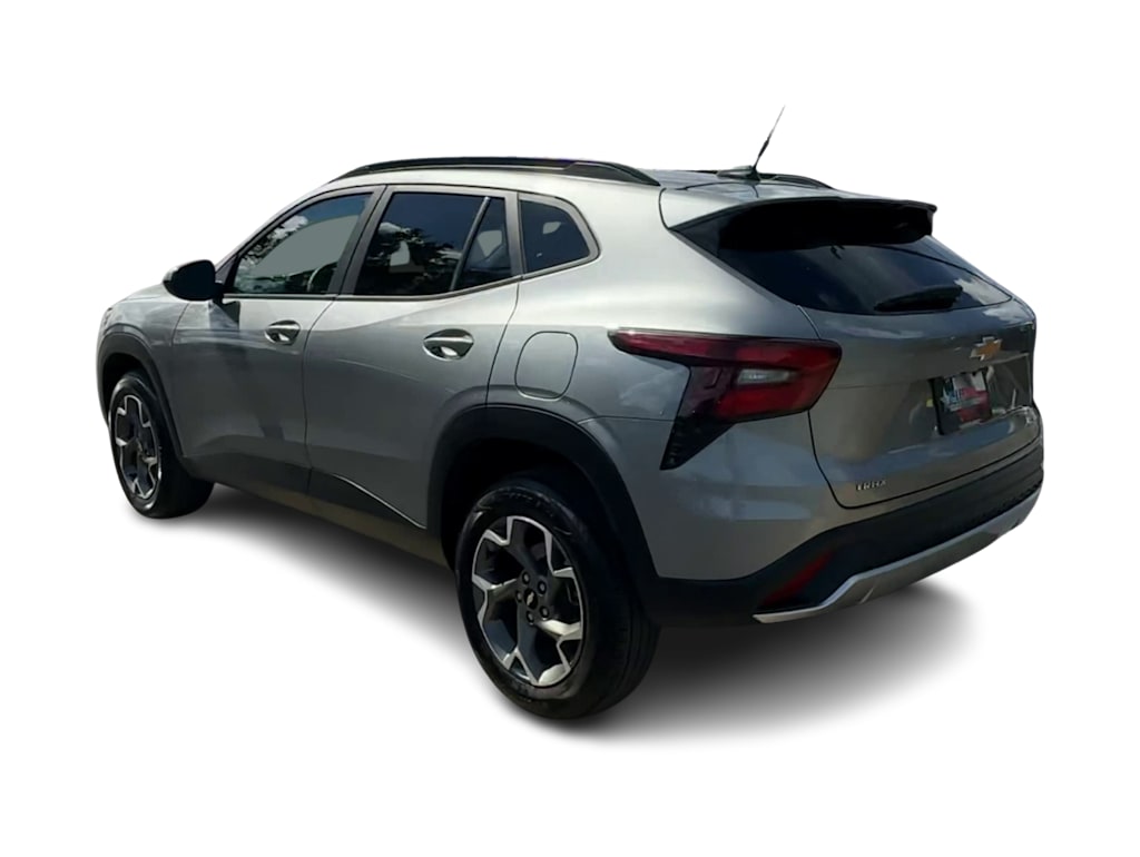 Thumbnail: 2025 Chevrolet Trax - 4