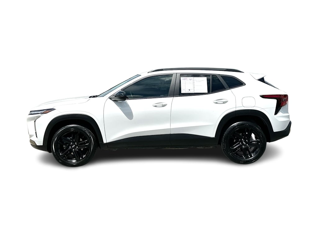 Thumbnail: 2025 Chevrolet Trax - 25