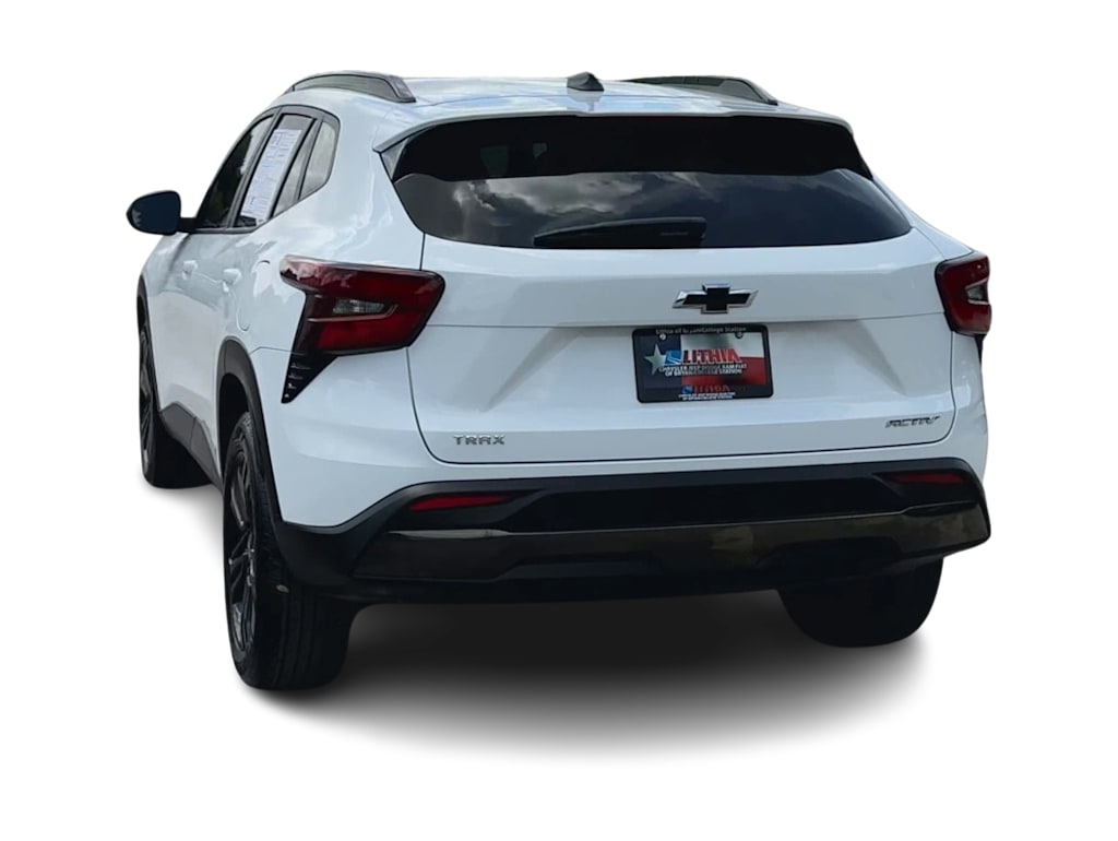 Thumbnail: 2025 Chevrolet Trax - 21