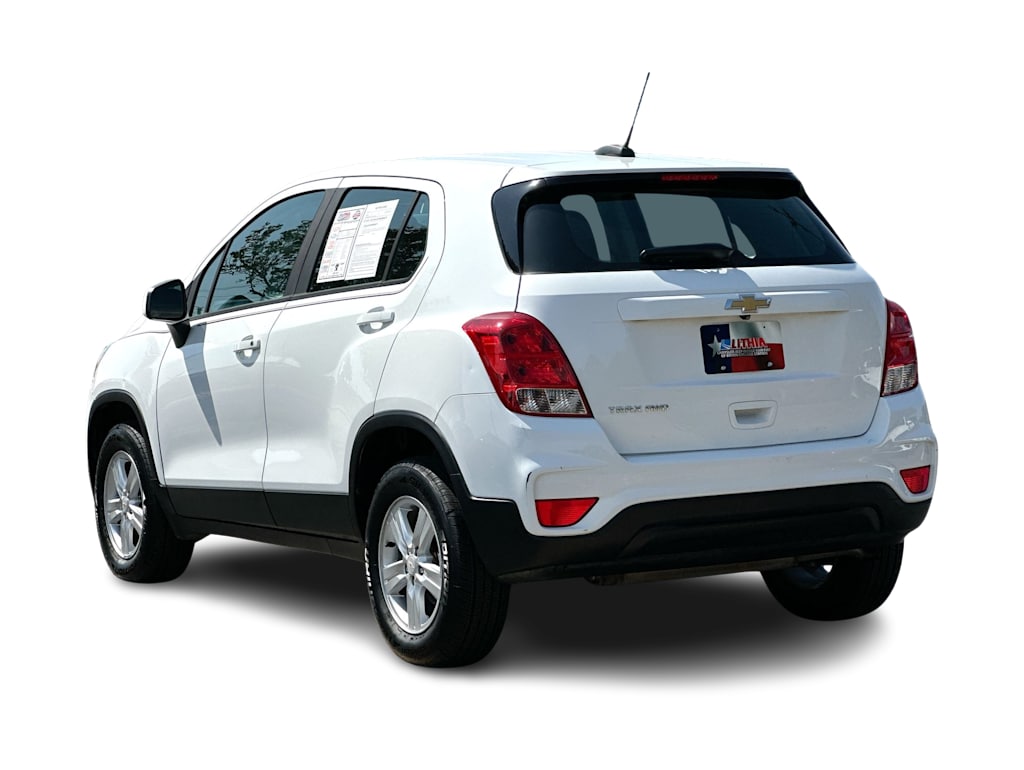 Thumbnail: 2017 Chevrolet Trax - 25