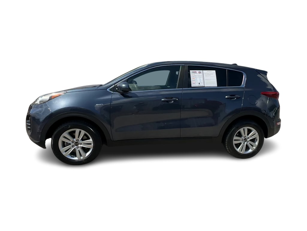 Thumbnail: 2017 Kia Sportage - 3