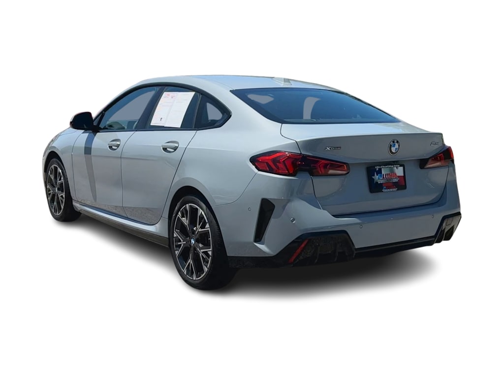 Thumbnail: 2025 BMW 2 Series - 4