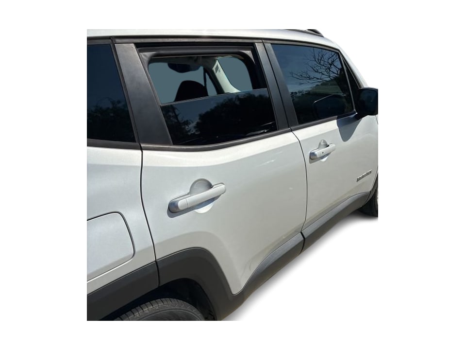 Thumbnail: 2016 Jeep Renegade - 11