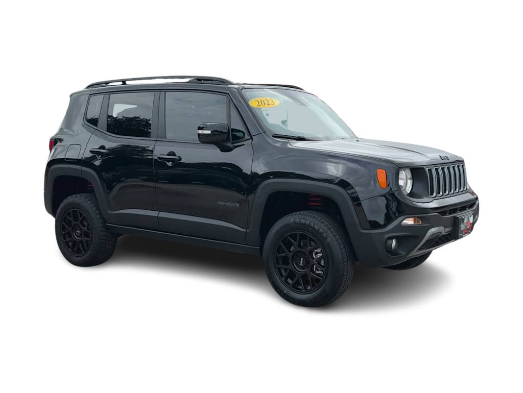 Thumbnail: 2023 Jeep Renegade - 17