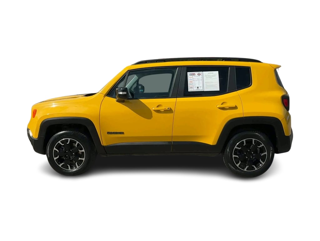 Thumbnail: 2023 Jeep Renegade - 20