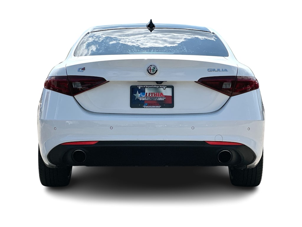 Thumbnail: 2019 Alfa Romeo Giulia - 25