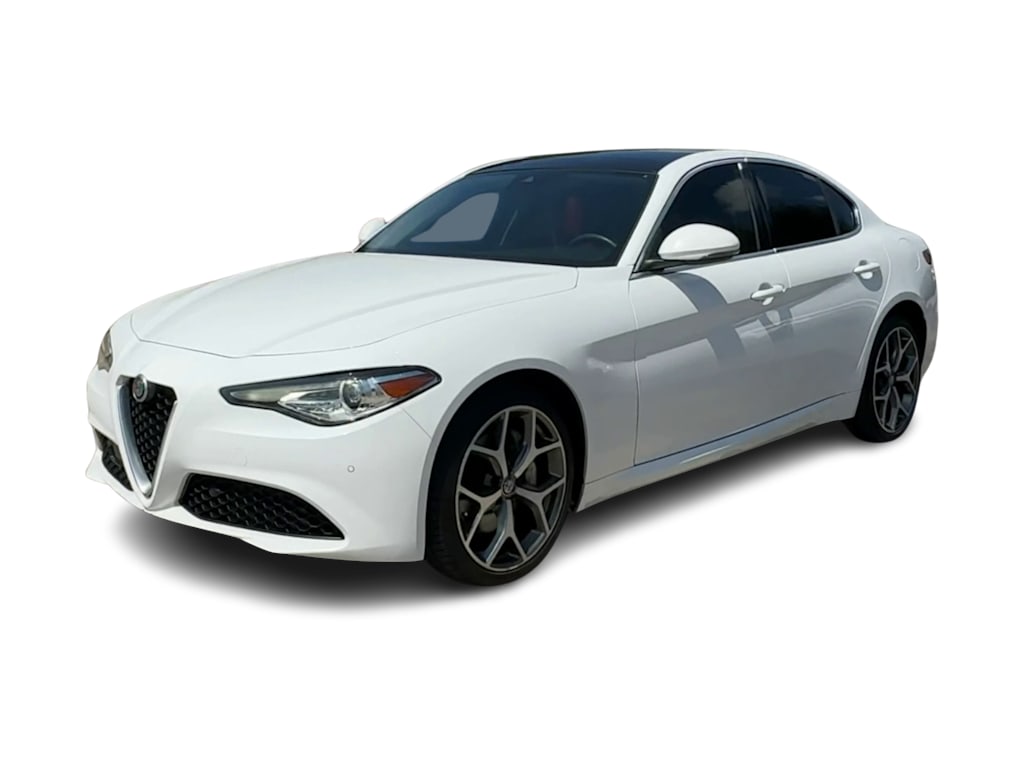 Thumbnail: 2019 Alfa Romeo Giulia - 19