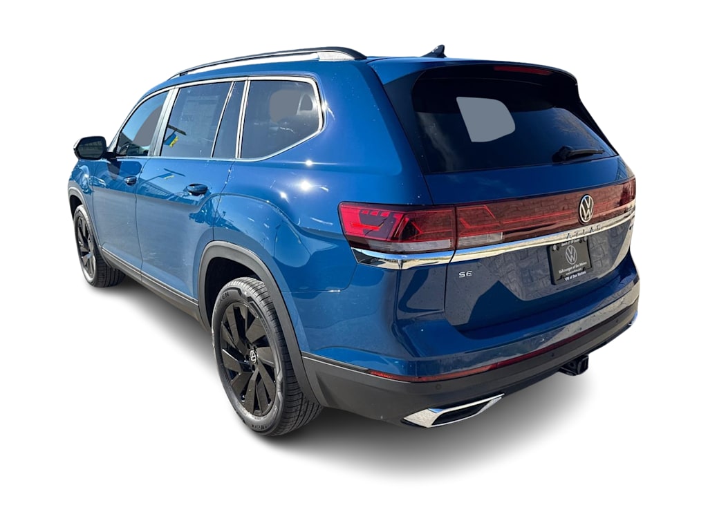 2025 Volkswagen Atlas SE 4