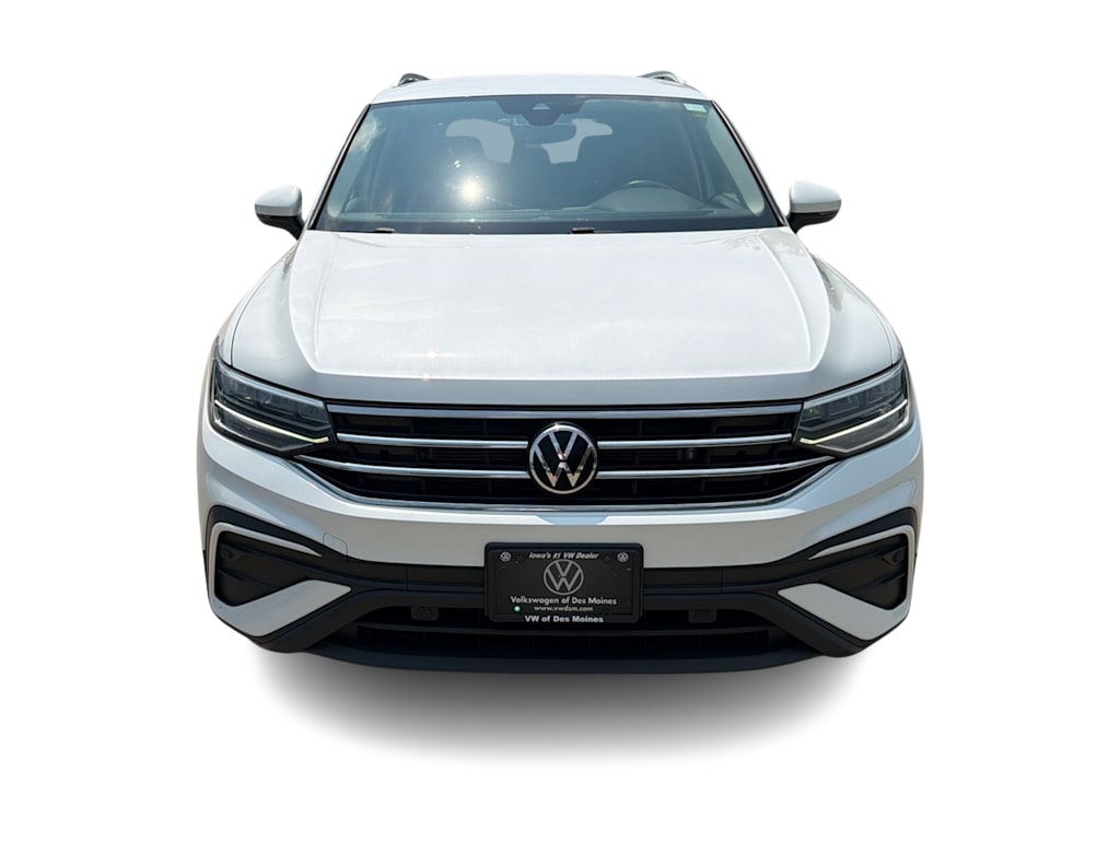 Thumbnail: 2023 Volkswagen Tiguan - 6