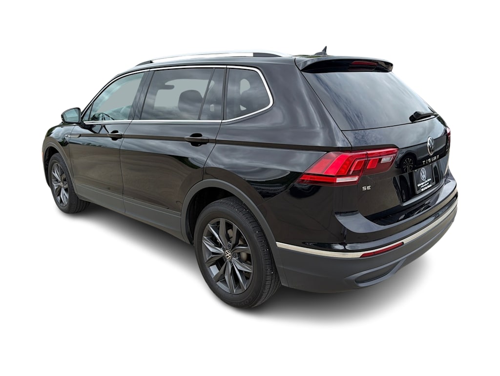 Thumbnail: 2024 Volkswagen Tiguan - 4