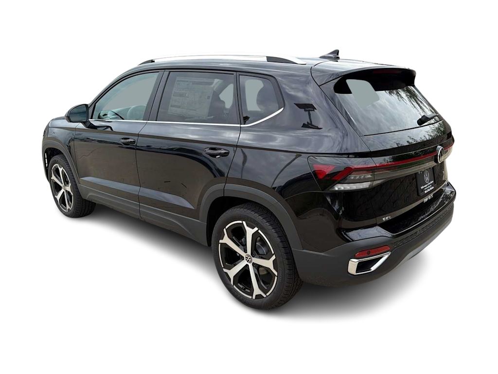 Thumbnail: 2027 Volkswagen Taos - 4