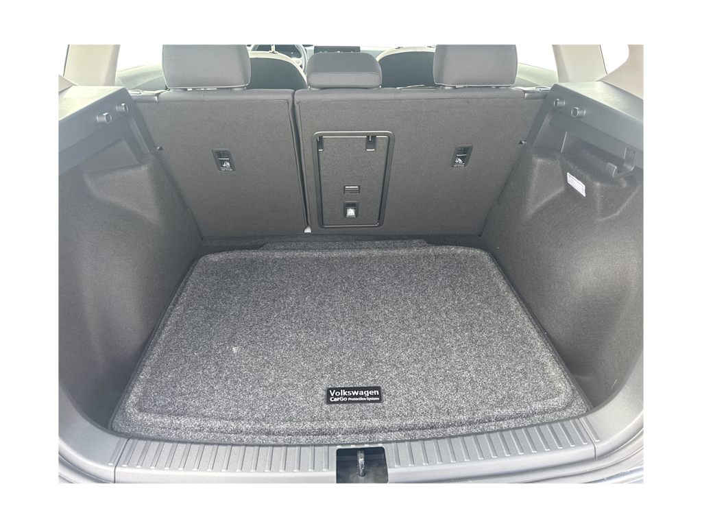 2025 Volkswagen Taos S 18