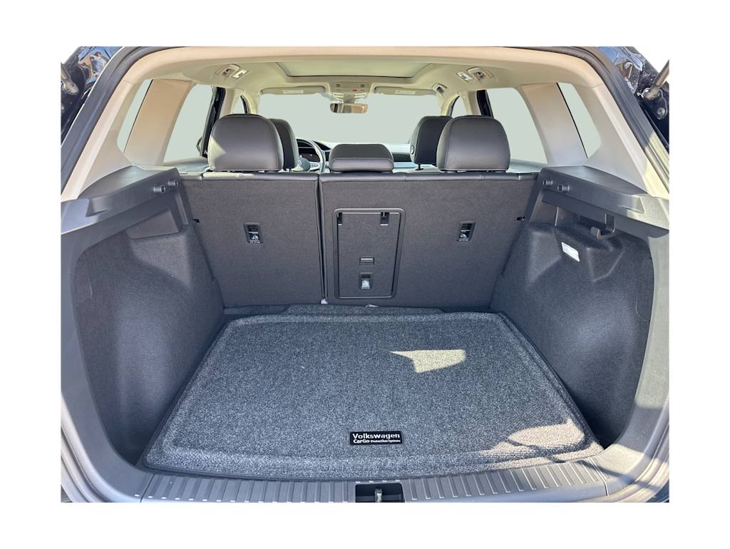 2025 Volkswagen Taos SE 17
