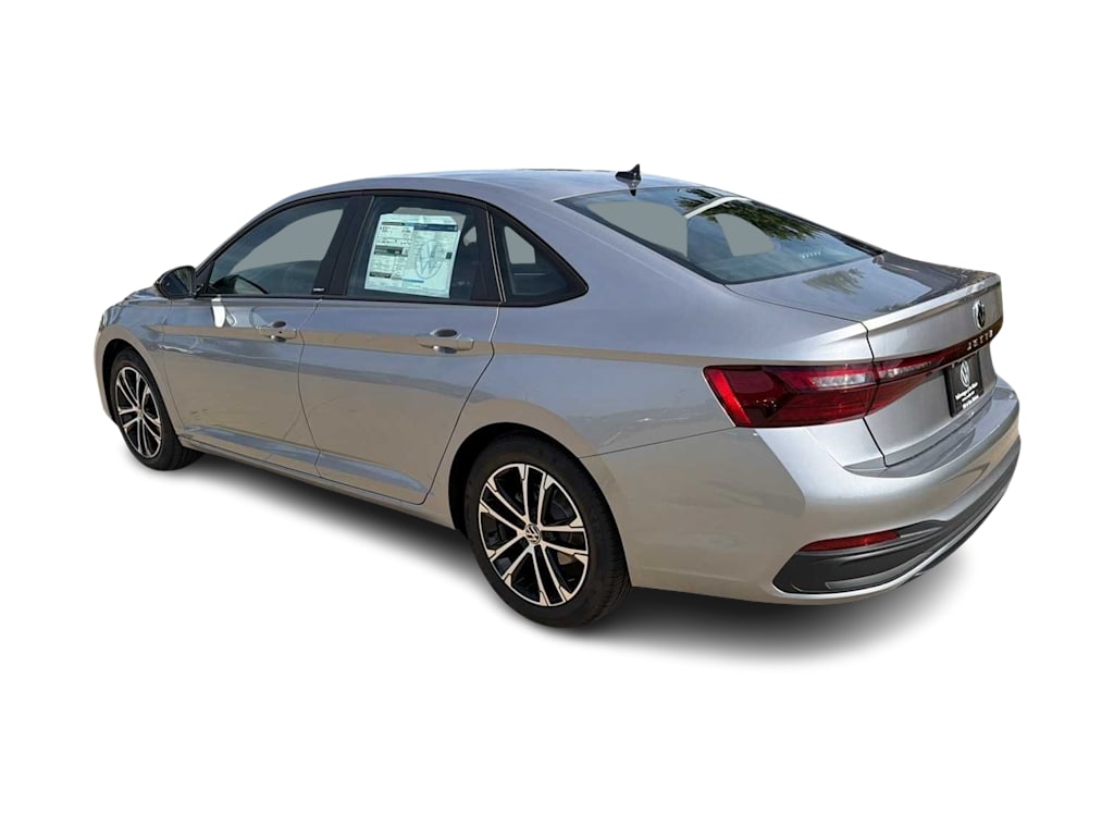 Thumbnail: 2027 Volkswagen Jetta - 4