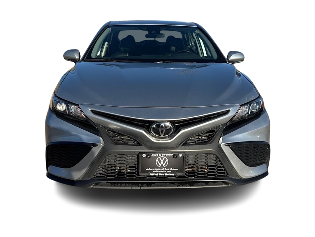 2022 Toyota Camry SE 6