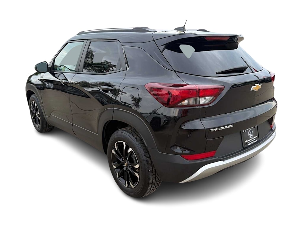 Thumbnail: 2022 Chevrolet TrailBlazer - 4