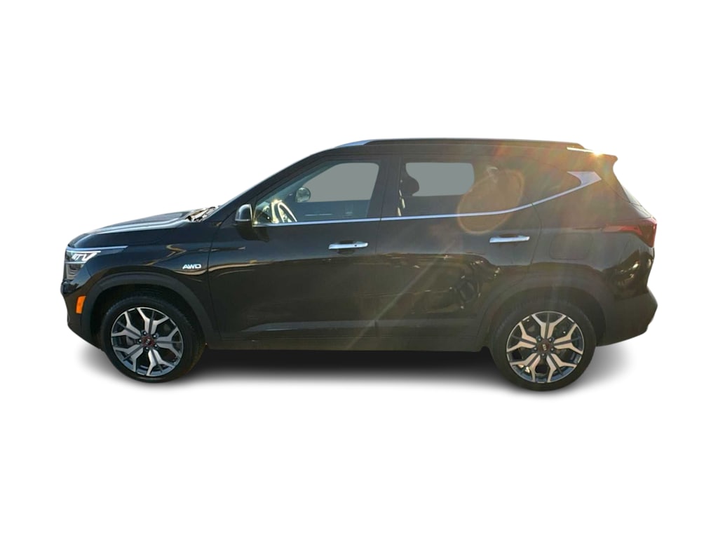 Thumbnail: 2021 Kia Seltos - 3