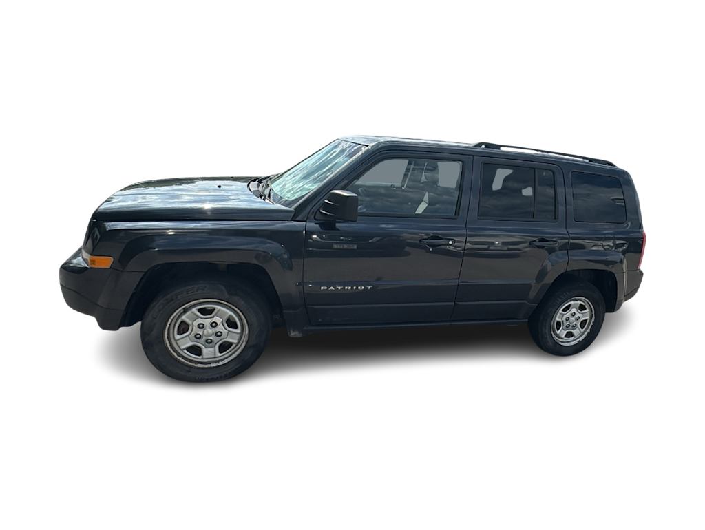 Thumbnail: 2014 Jeep Patriot - 3