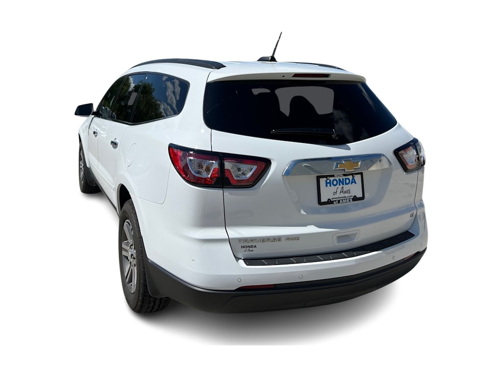 Thumbnail: 2017 Chevrolet Traverse - 3