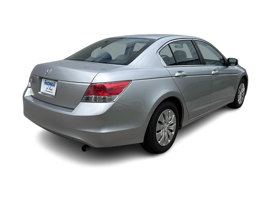 Thumbnail: 2010 Honda Accord - 16