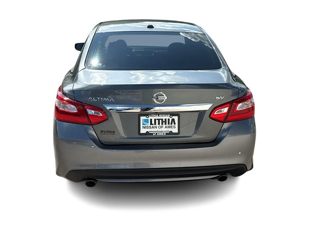 Thumbnail: 2017 Nissan Altima - 5