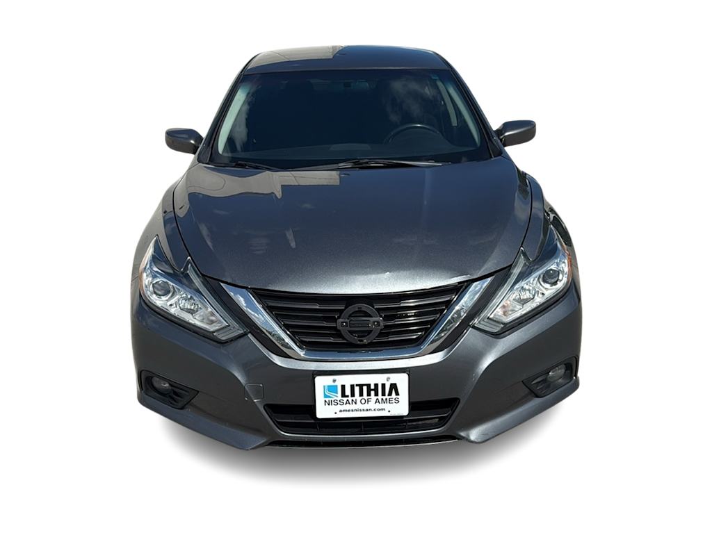 Thumbnail: 2017 Nissan Altima - 6