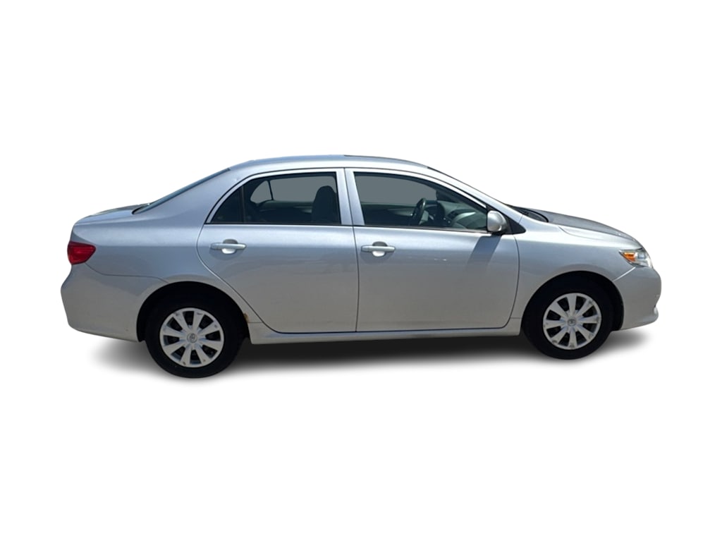 Thumbnail: 2010 Toyota Corolla - 12
