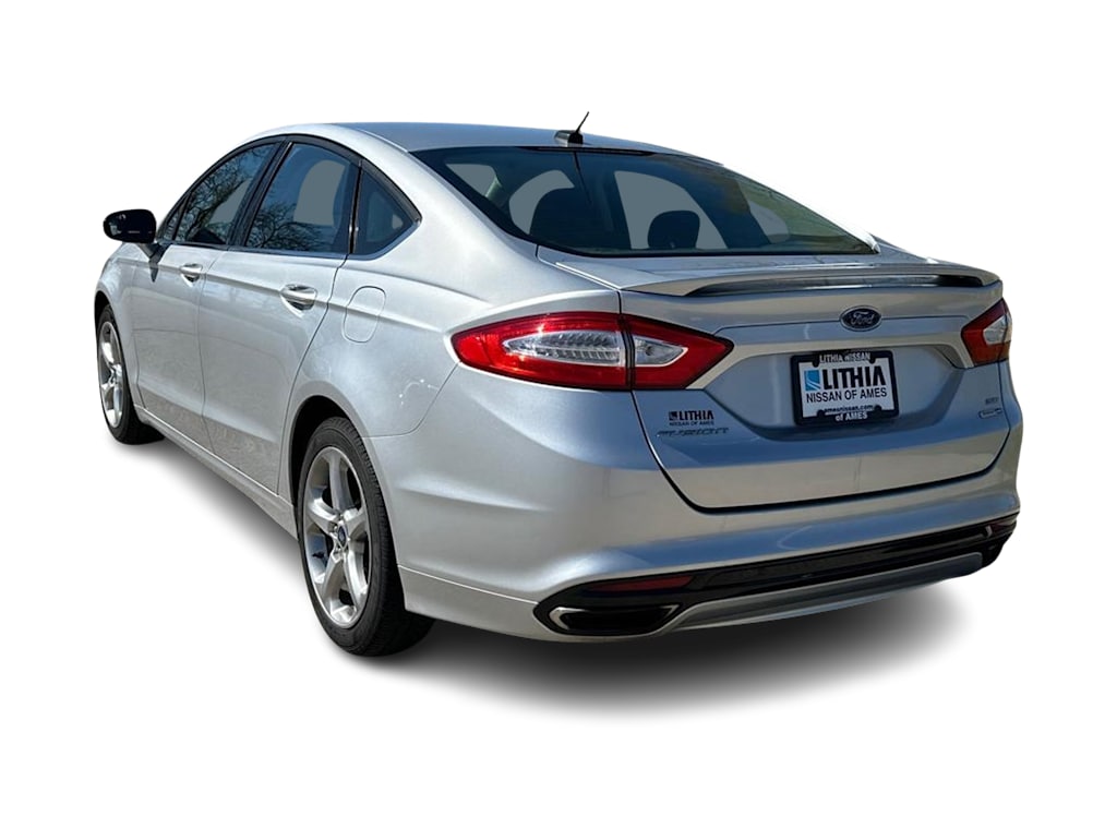 2016 Ford Fusion SE 4