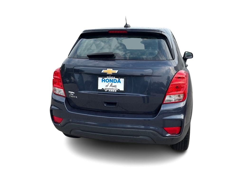 Thumbnail: 2018 Chevrolet Trax - 3