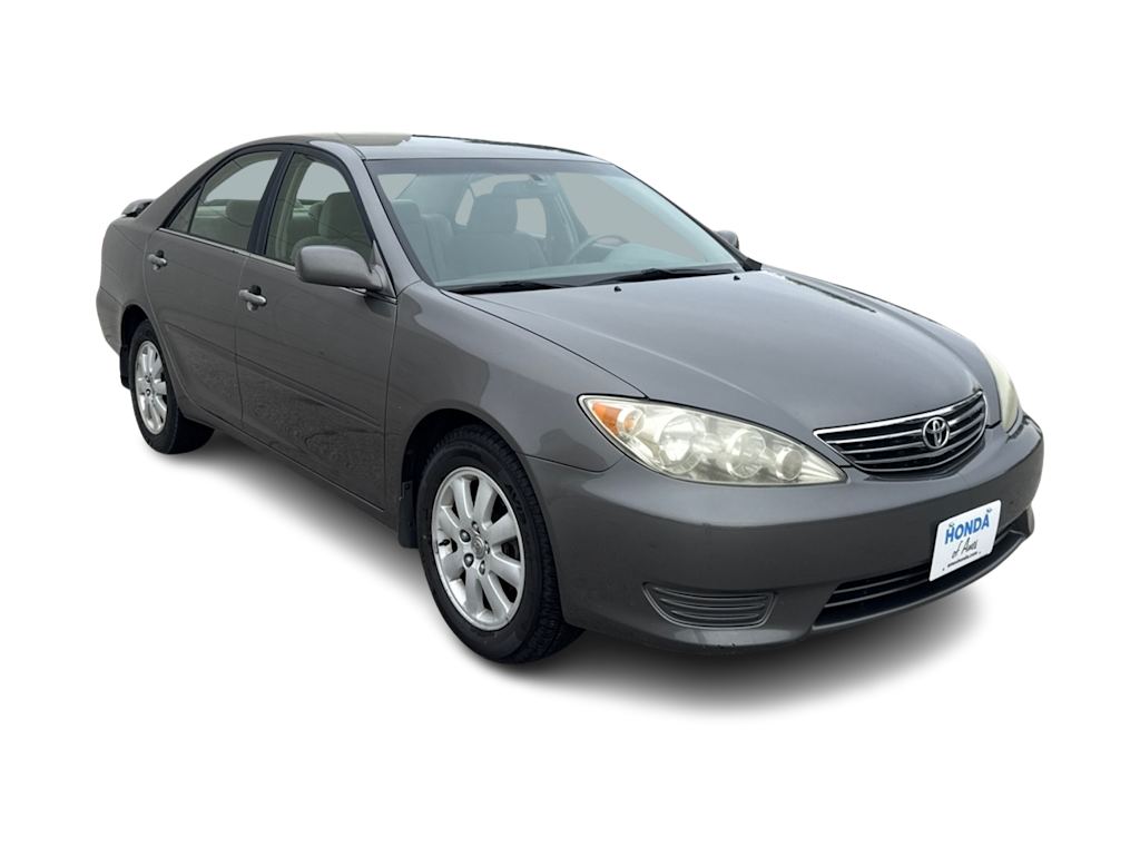 Thumbnail: 2005 Toyota Camry - 15