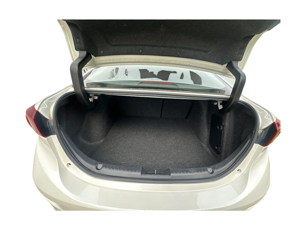 Thumbnail: 2016 Mazda Mazda3 - 15