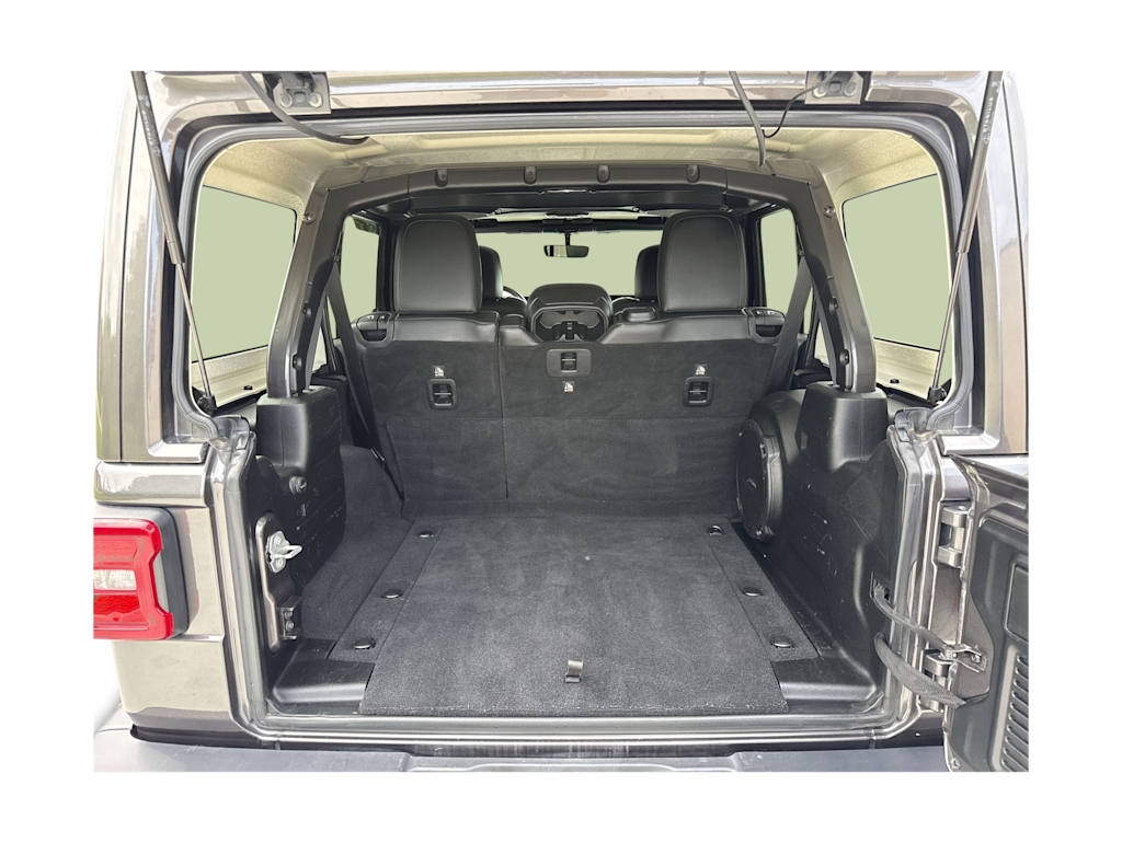Thumbnail: 2018 Jeep Wrangler - 17