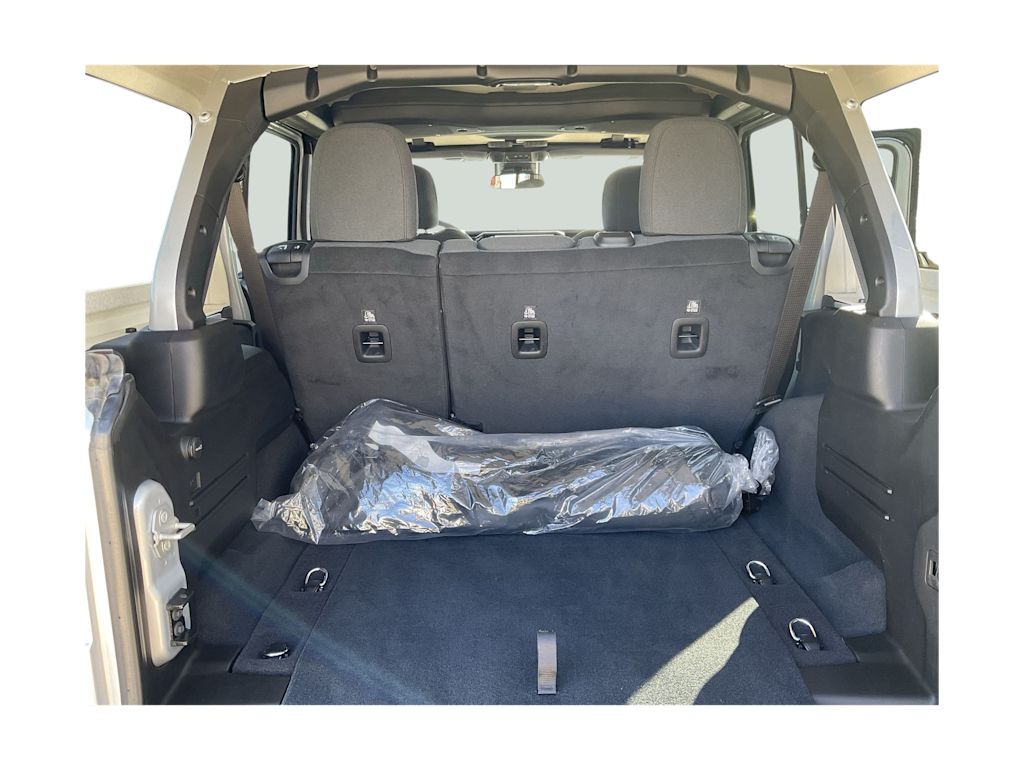 Thumbnail: 2024 Jeep Wrangler - 15