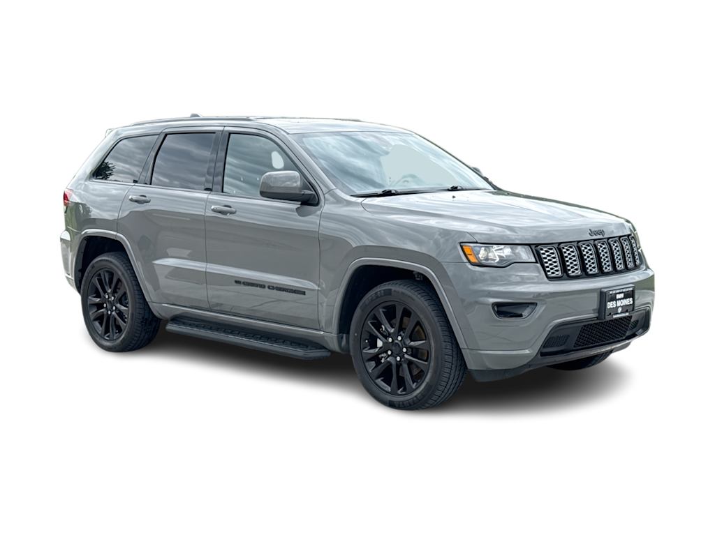 Thumbnail: 2022 Jeep Grand Cherokee - 20