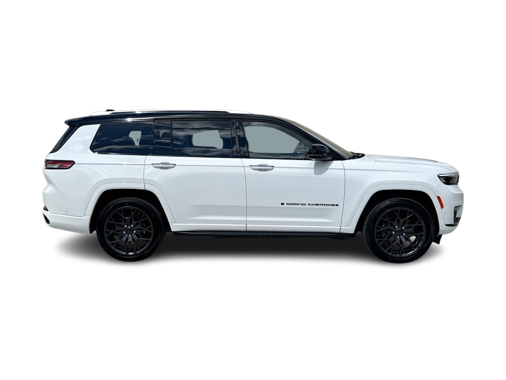 Thumbnail: 2023 Jeep Grand Cherokee L - 21